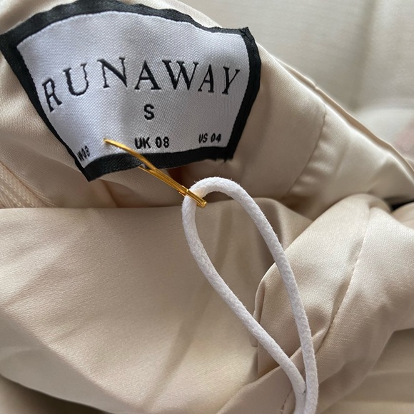 Runaway The Label, Kelsi Midi Dress - Picture 5 of 6